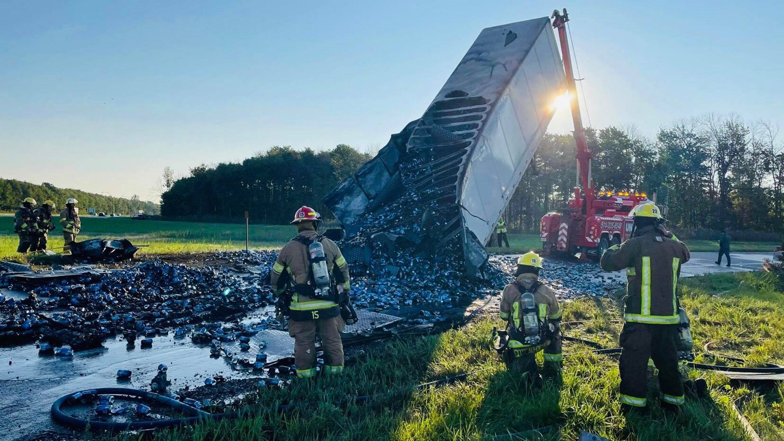 Feu de remorque sur l’autoroute 20