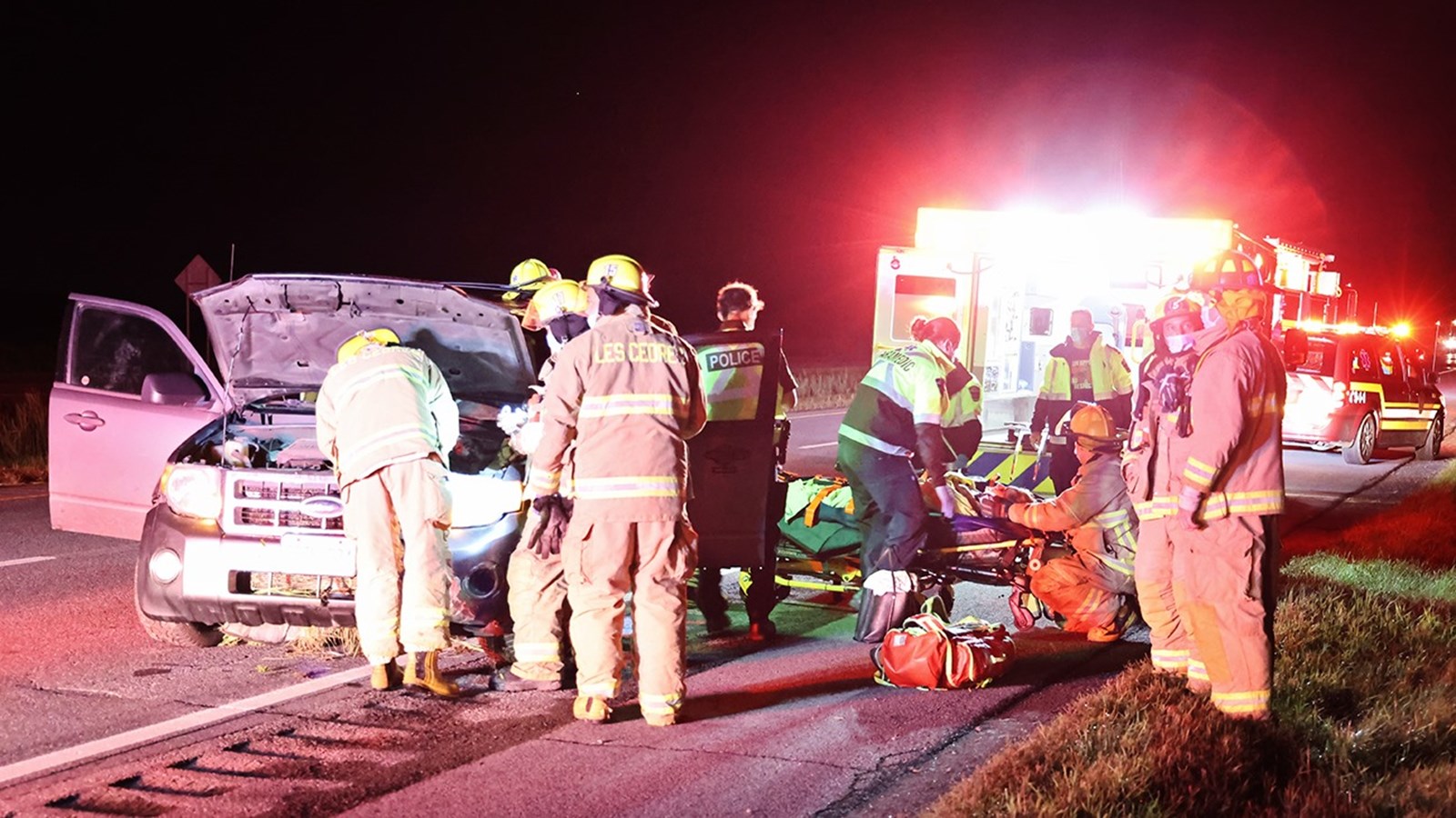 Elle se retrouve à contresens sur l'autoroute 20 et subi des blessures mineures