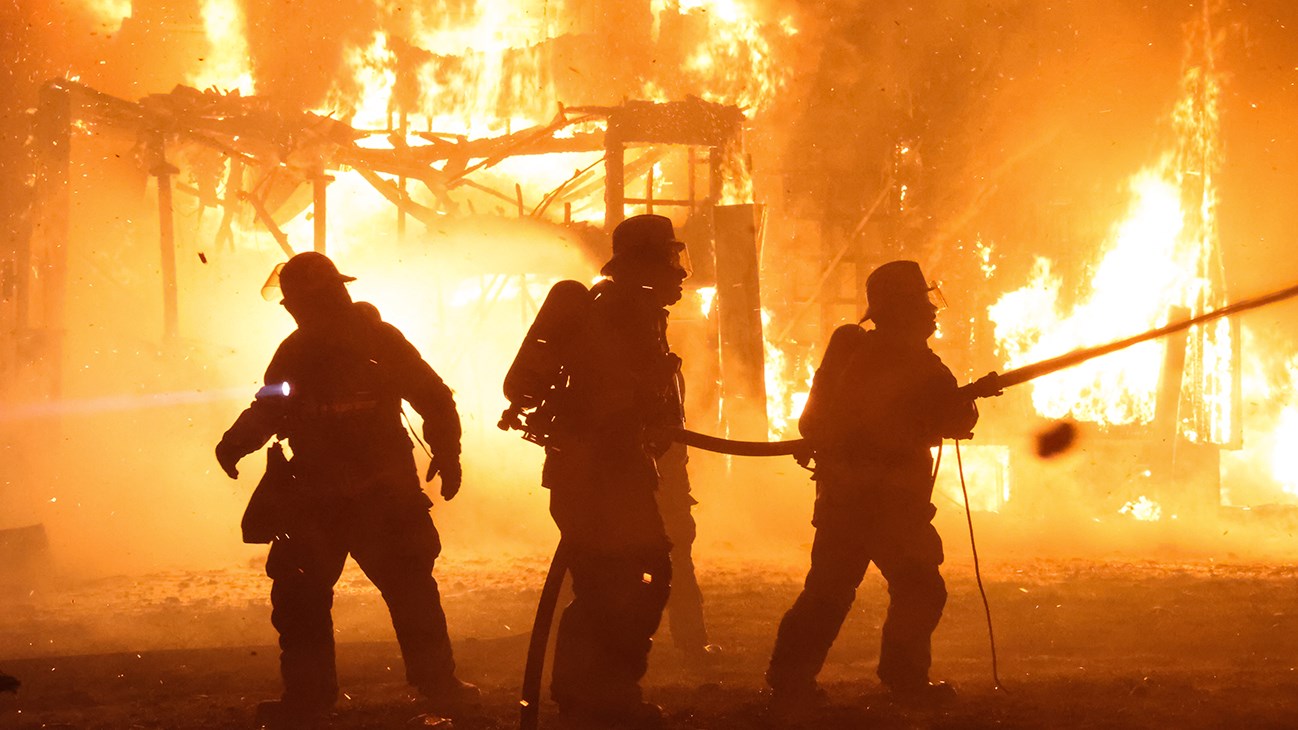 Une résidence de Rivière-Beaudette est la proie des flammes