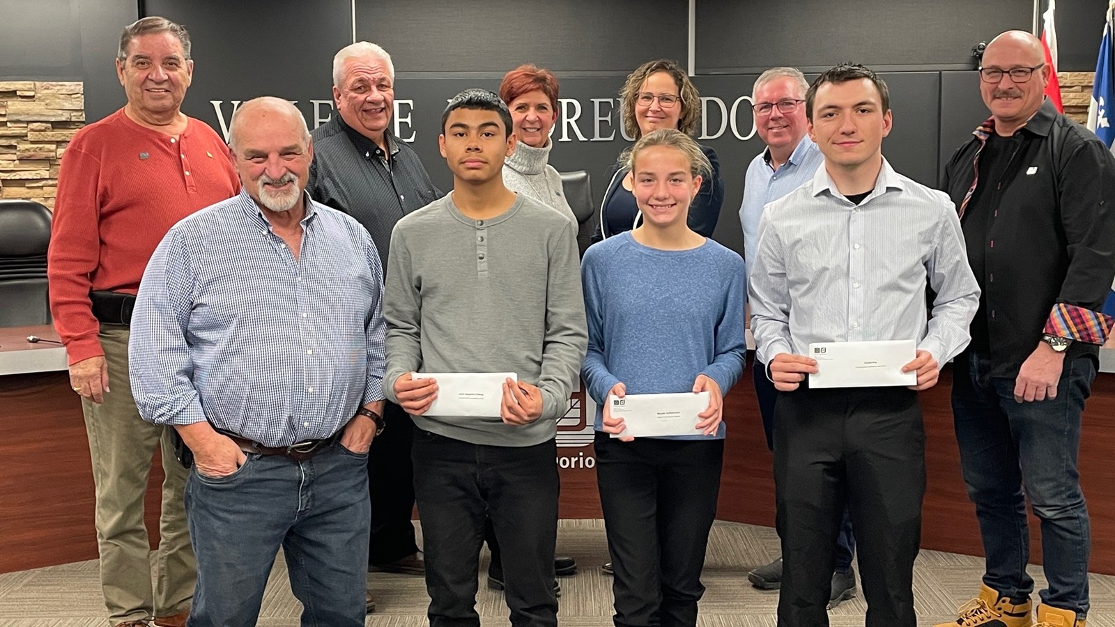 Un appui financier municipal pour trois jeunes athlètes de Vaudreuil-Dorion