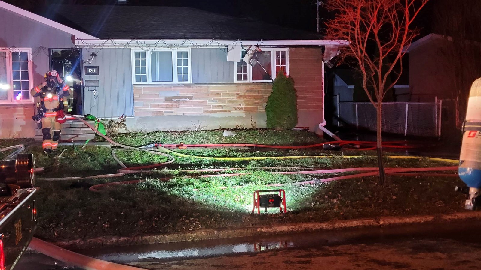 Les pompiers interviennent dans une résidence de la rue Duffy à Vaudreuil-Dorion 