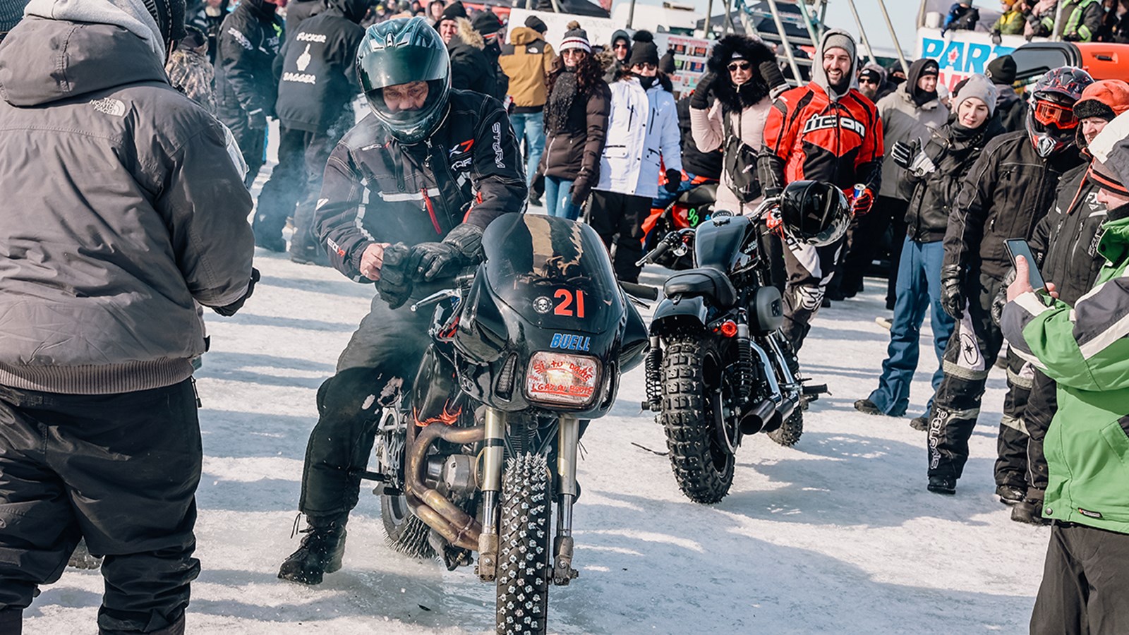 Un succès pour la 3e édition de la Harley Drag Race on Ice ce dimanche 