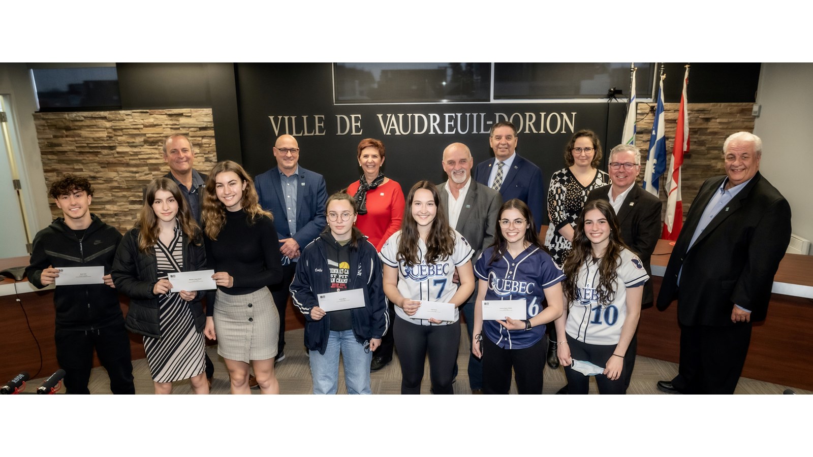 Vaudreuil-Dorion récompense des jeunes athlètes