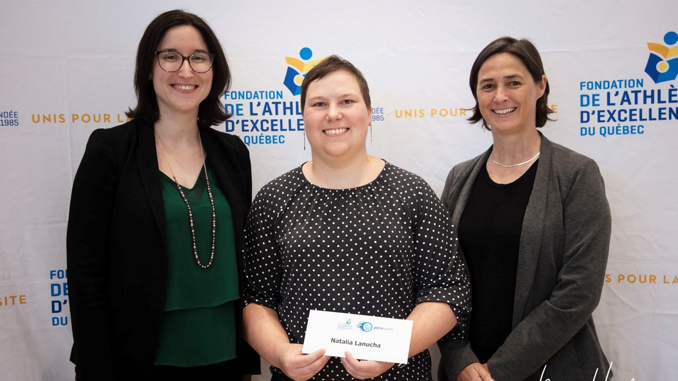L'excellence académique de deux athlètes d'ici est récompensée