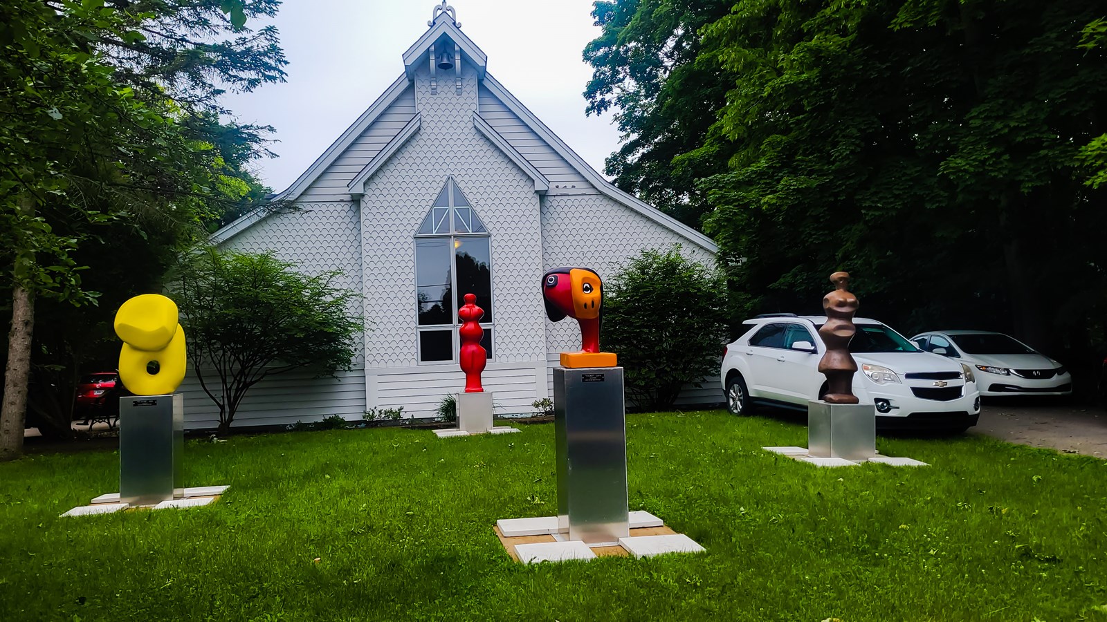 Ils achètent une église pour en faire un Centre créatif