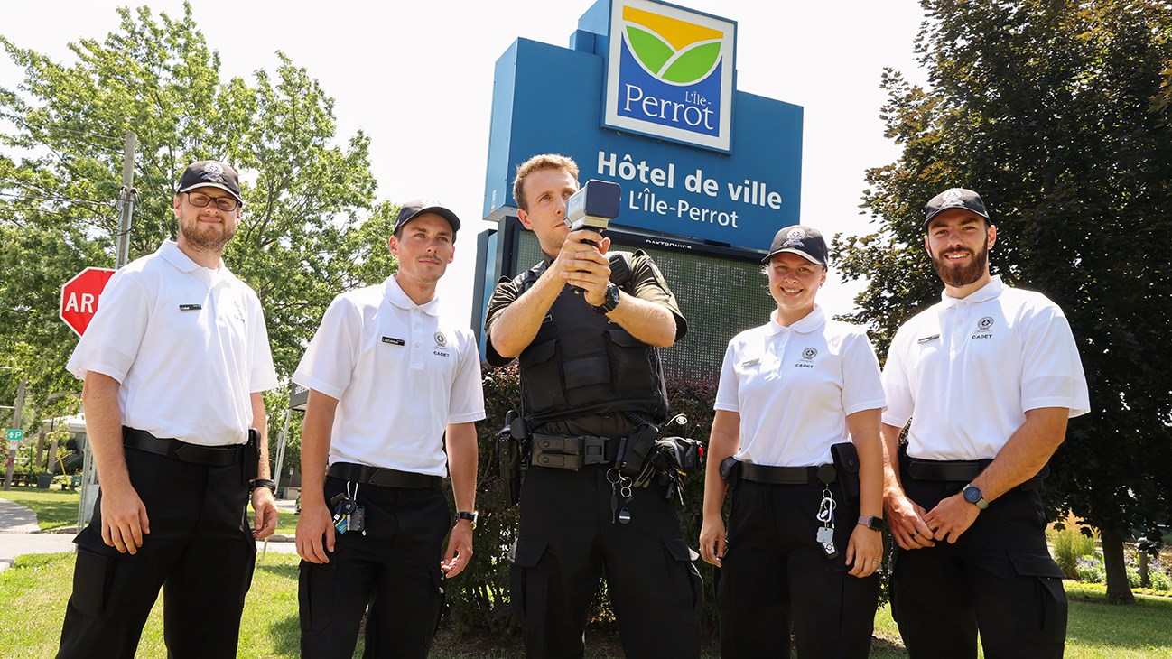 Les cadets de la SQ vont à la rencontre des citoyens de L'Île-Perrot