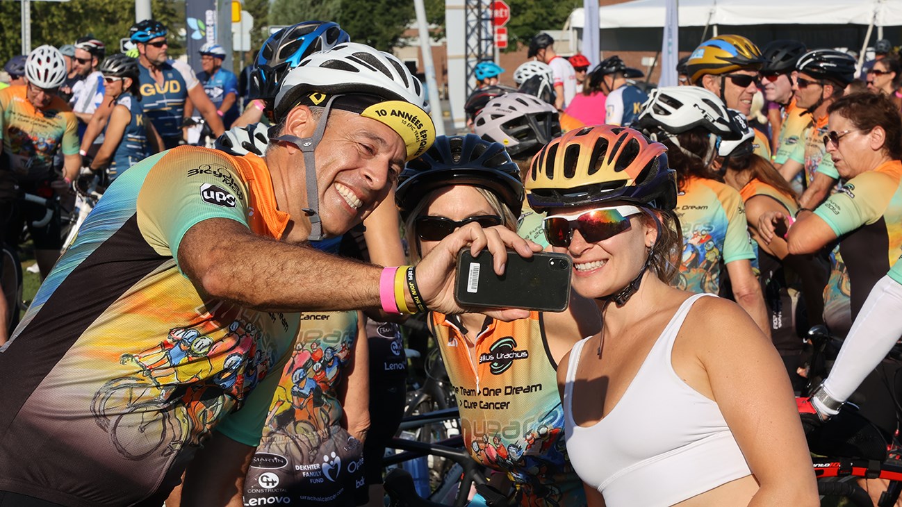 Les cyclistes prennent d'assaut Vaudreuil-Soulanges pour une bonne cause