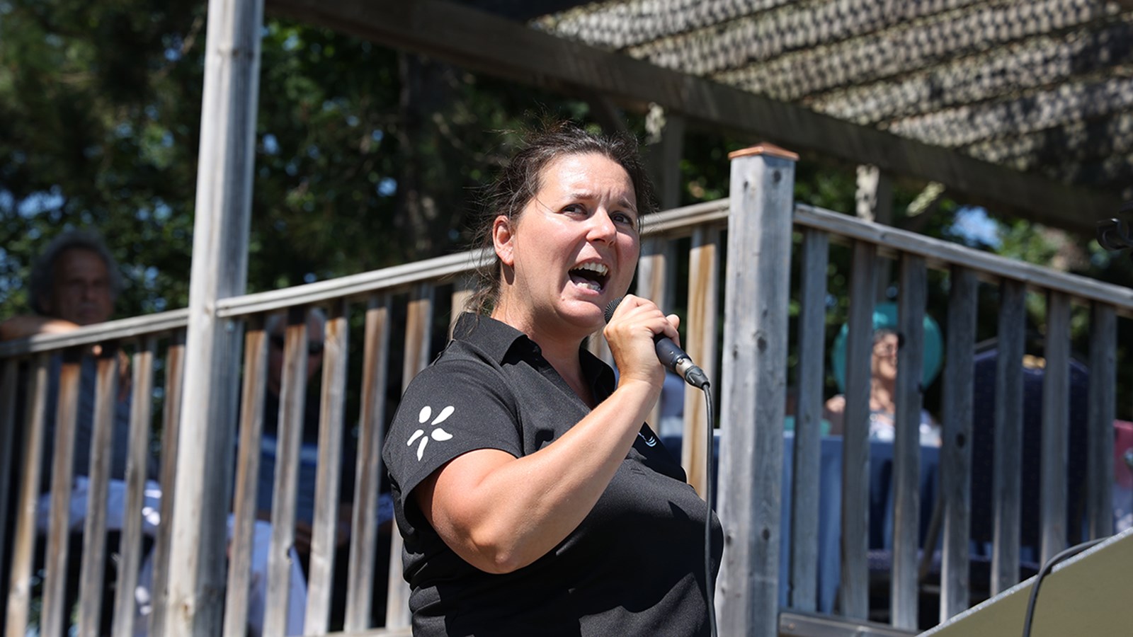 Près de 150 personnes assistent au match polo à Sainte-Marthe