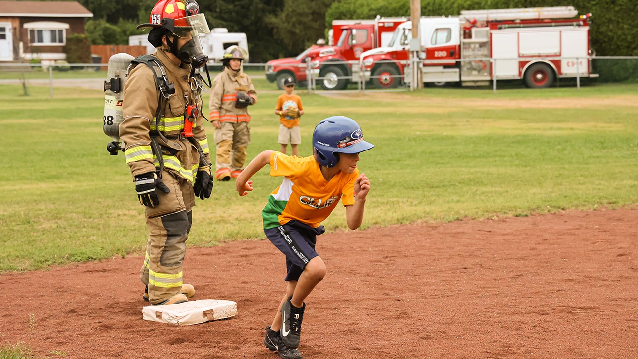 Un match de baseball à bâtons rompus à Sainte-Justine-de-Newton