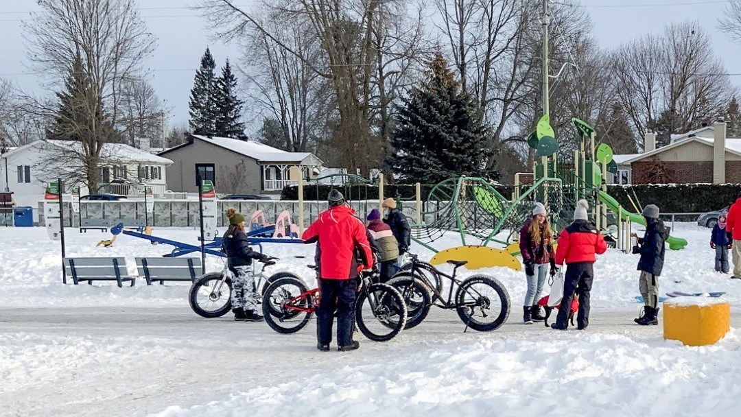 C'est demain la journée familiale Plaisirs d'hiver à Les Coteaux 