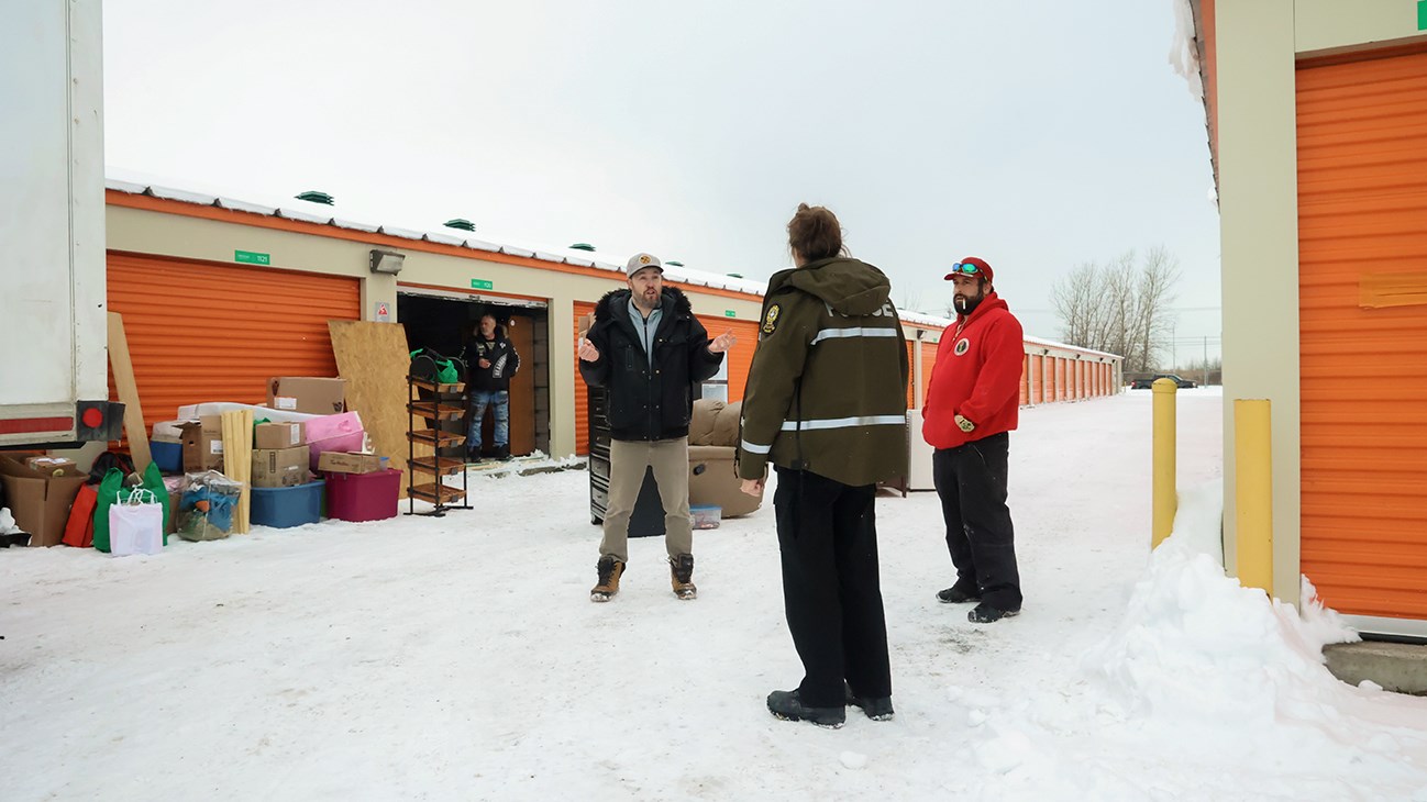Expulsés de leur logement en plein hiver
