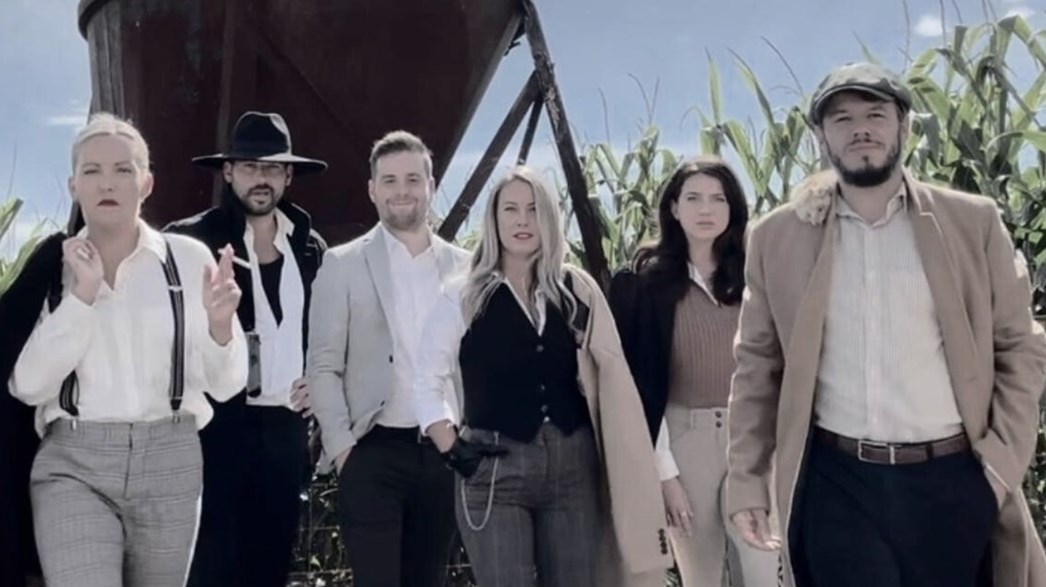 Alexandre Deschamps, Dan Lajeunesse, Olivia Guilbault, Vincent Éthier, Daphnée Legault, Mélissa Dufour et Chloé Montpetit composent le comité organisateur du Party d’Automne