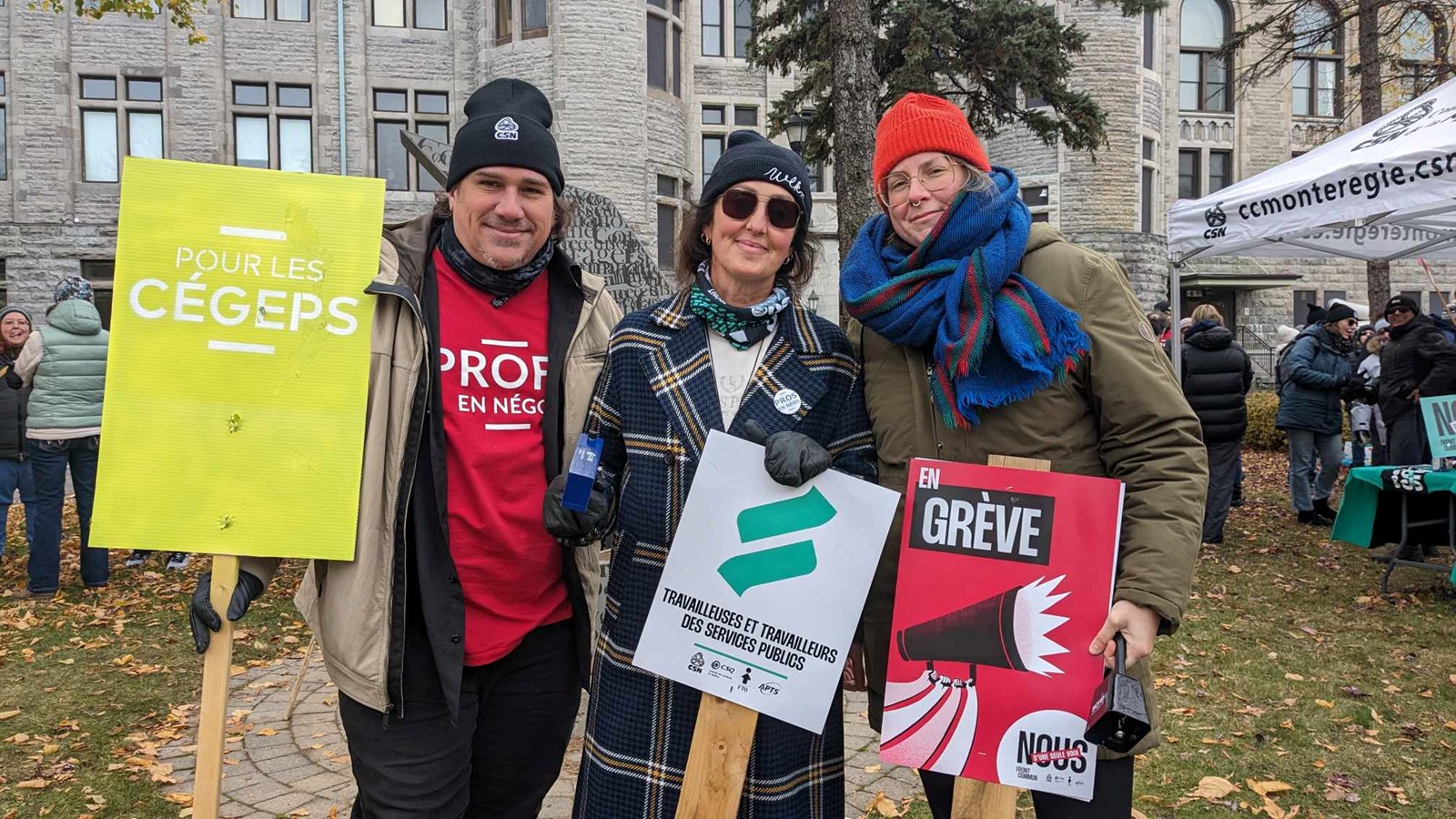 Néomédia s’est rendu au Cégep de Valleyfield ce lundi en matinée pour rencontrer les trois représentants des syndicats concernés, soit Guillaume Robidoux, Marie-Claude Théorêt et Bianca Leblanc