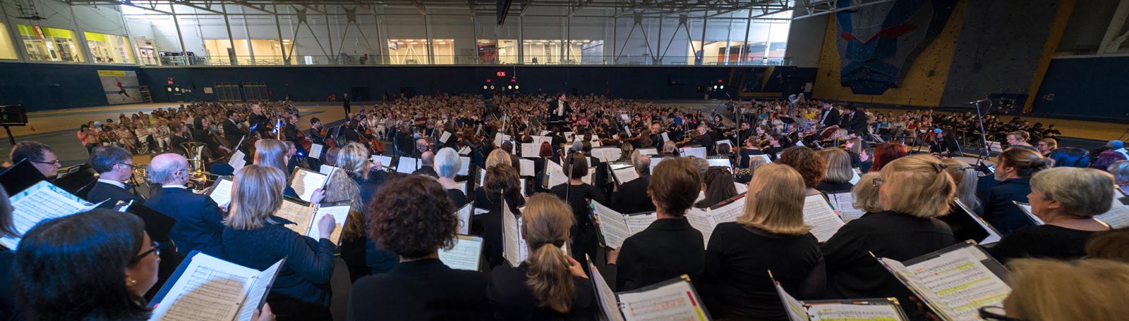 De la musique plein la vue, centre Multisports André-Chagnon, mai 2018 