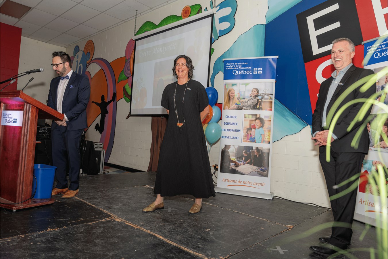 Luc Langevin, directeur des Services du secrétariat général et des communications & maître de cérémonie de la soirée; Suzie Vranderick, directrice générale du CSSVT; François Robichaud, directeur général adjoint à la réussite du CSSVT 