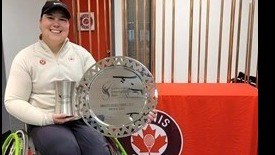 Natalia Lanucha remporte l'or en simple et l'argent en double à Montréal