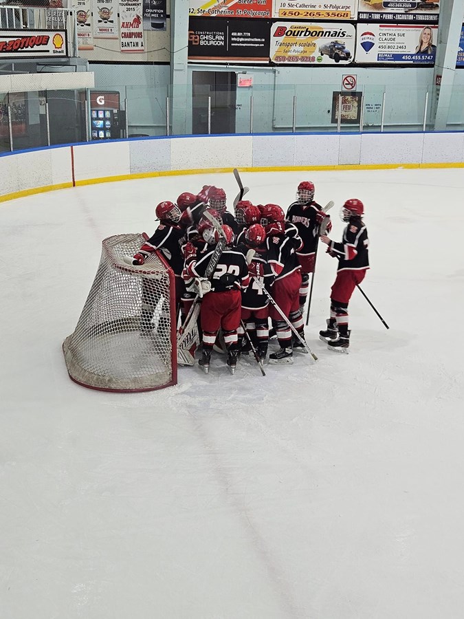 Une grosse victoire de 10 à 3 pour les Pionniers de Soulanges M15
