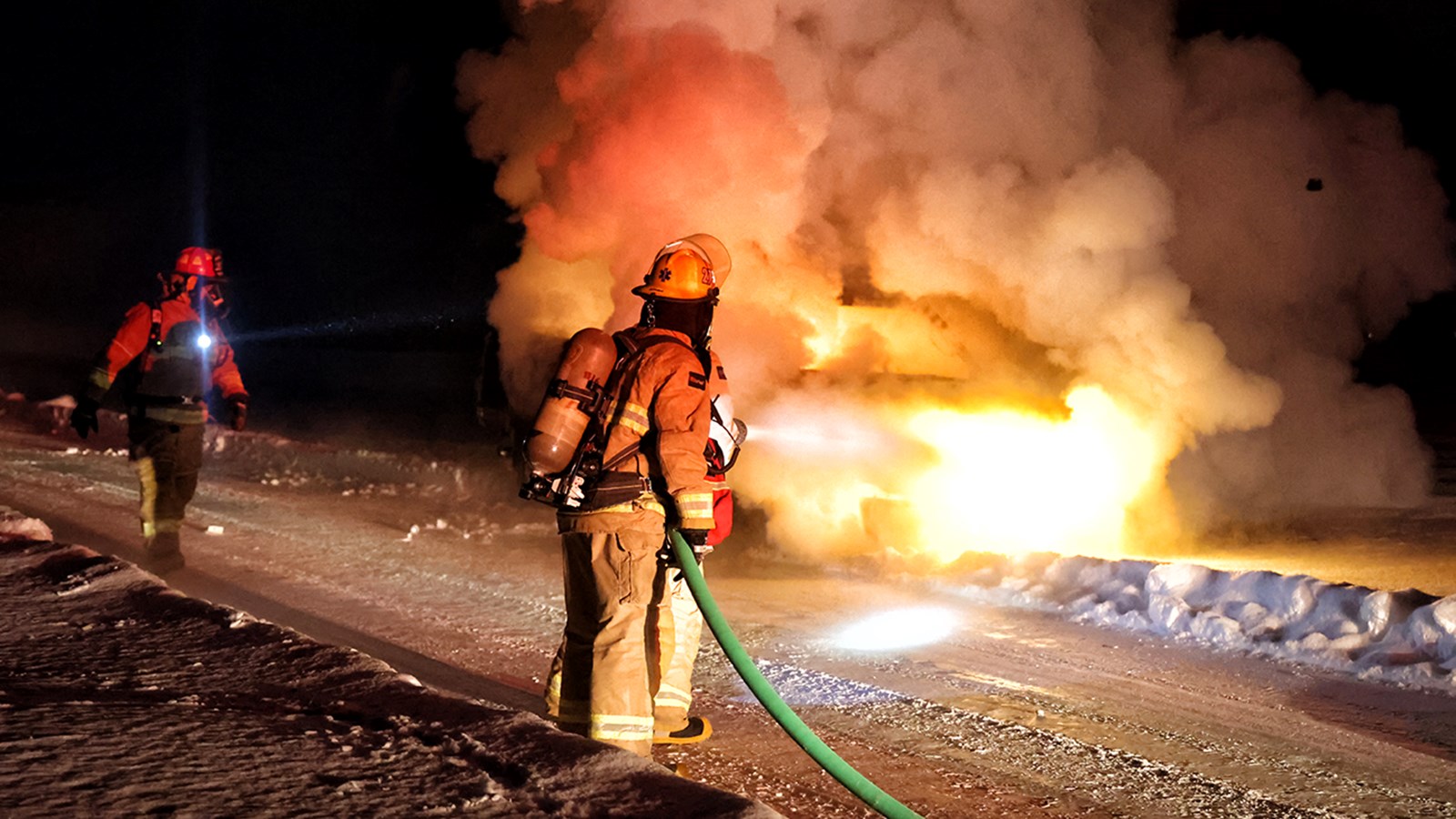 Un véhicule volé a été la proie des flammes cette nuit aux Cèdres