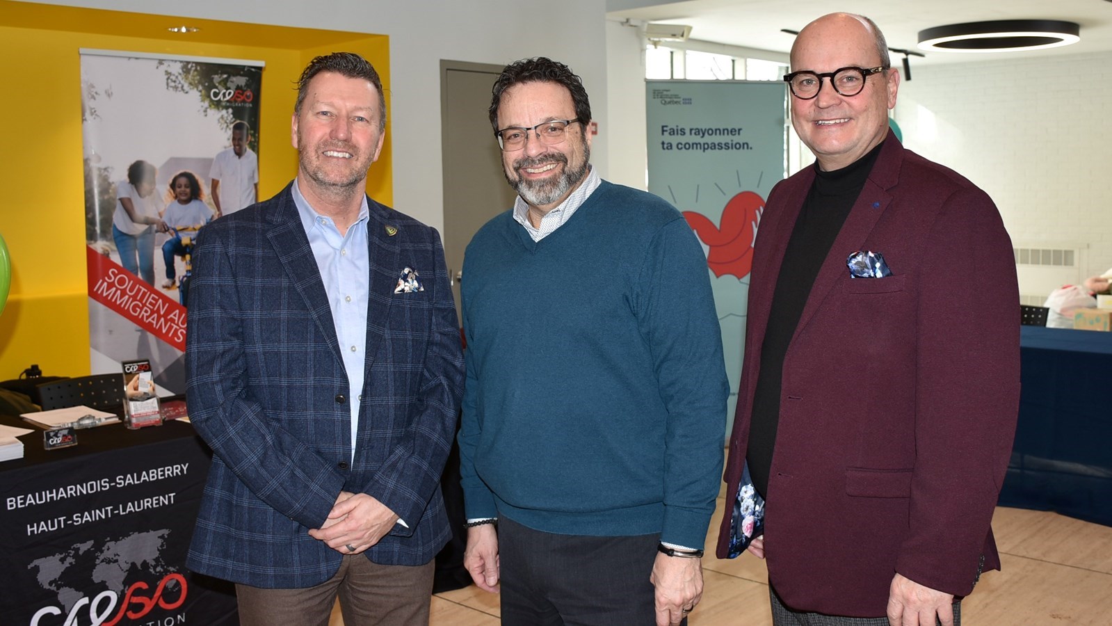 Marc Rémillard, Directeur général du Cégep de Valleyfield, Philippe Gribeauval, Président-directeur général du Centre intégré de santé et de services sociaux de la Montérégie-Ouest et Claude Reid, Député provincial de Beauharnois.