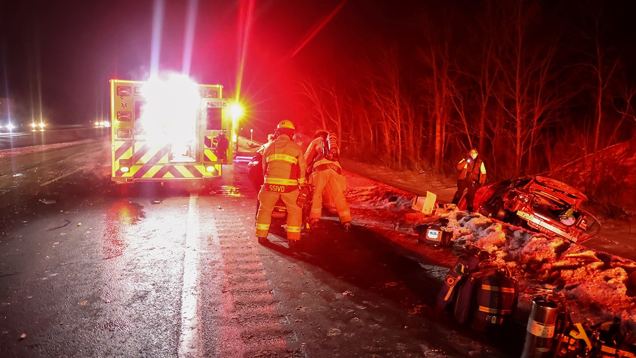 Violente sortie de route à Vaudreuil-Dorion
