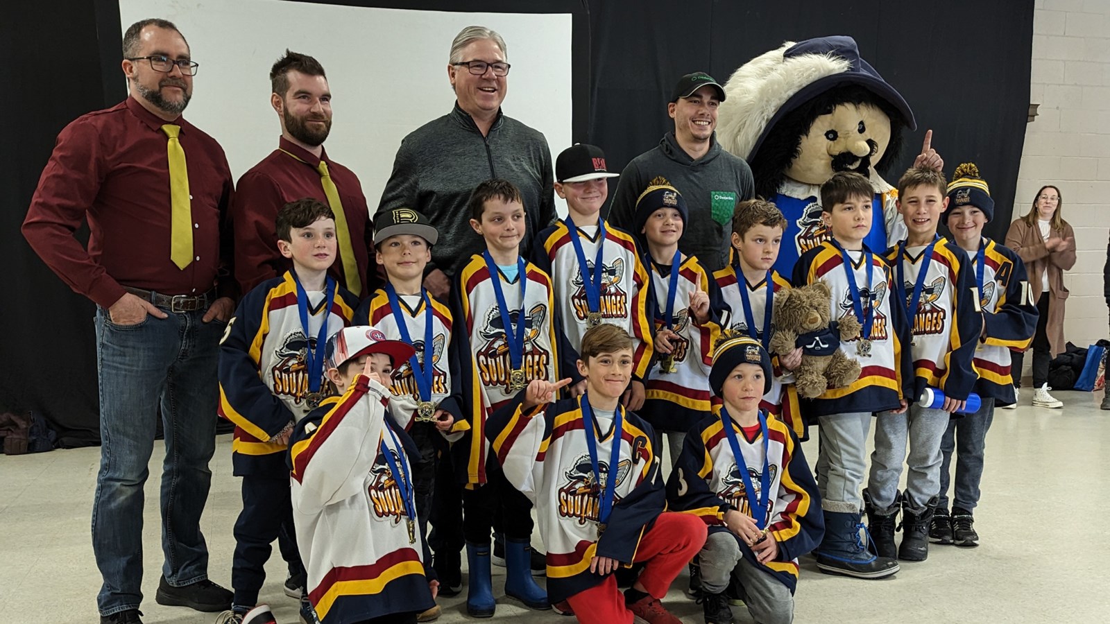 Une fin de semaine de hockey et un champion de la Coupe Stanley pour clore la saison des M9