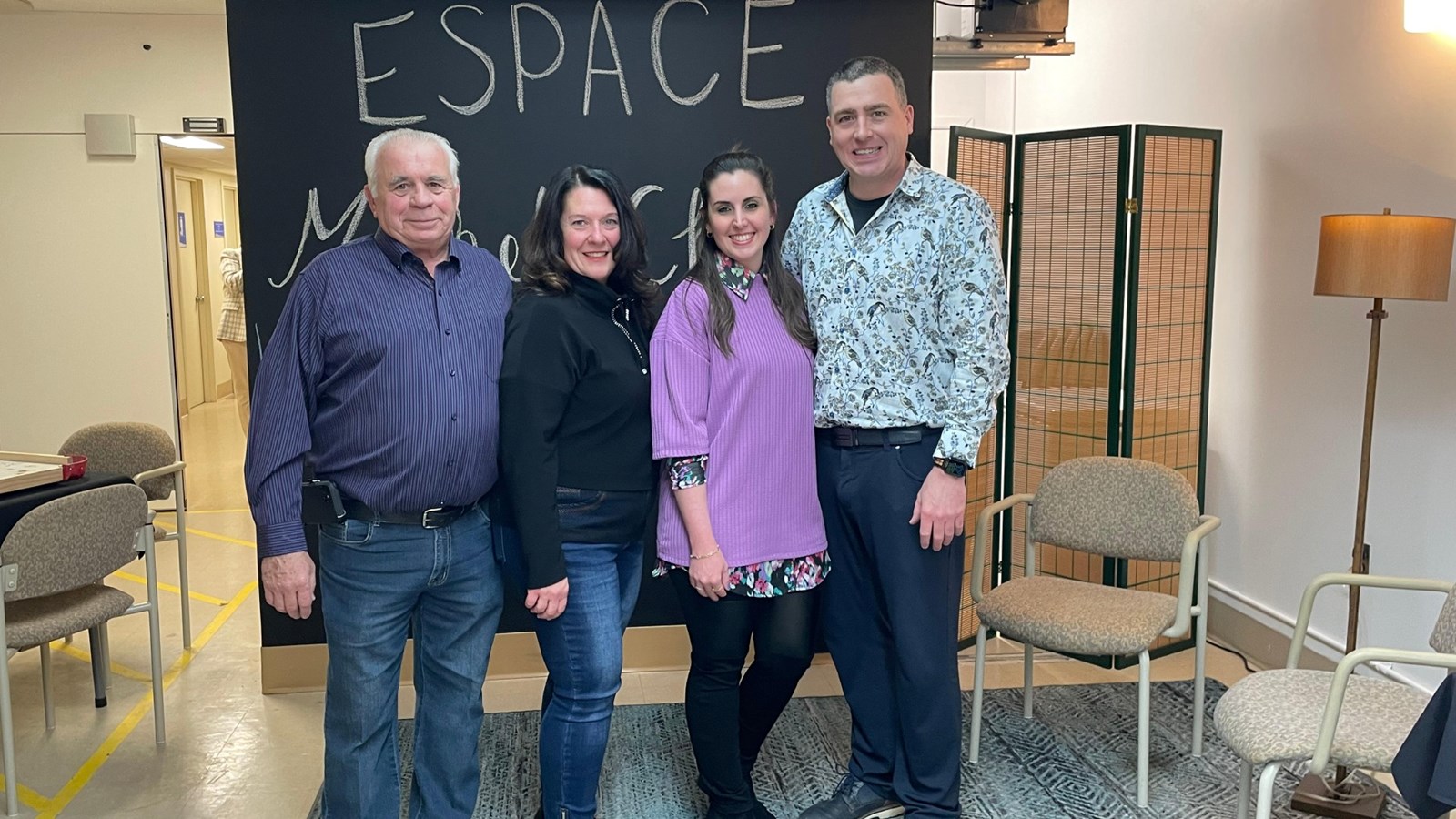 Les proches de Michel Choinière, soit de gauche à droite: Annie Choinière, Josée-Anne Métras, Dominic Choinière ont assisté à l'inauguration de l'Espace Michel-Choinière