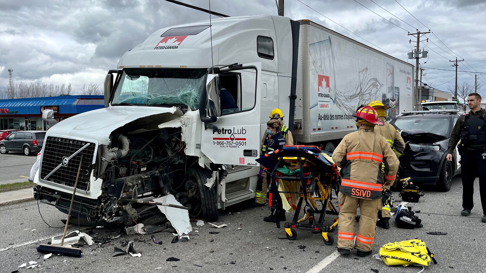 Policier blessé dans une collision à Vaudreuil-Dorion