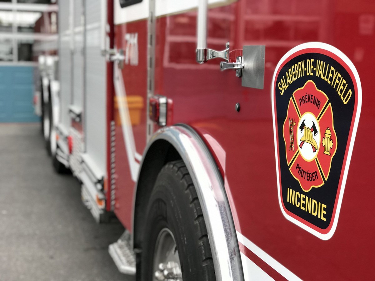 Incendie dans une résidence inoccupée à Salaberry-de-Valleyfield