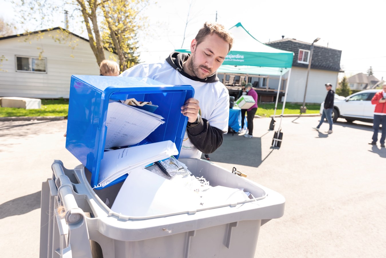 Desjardins Vaudreuil-Soulanges revient avec sa Journée de déchiquetage