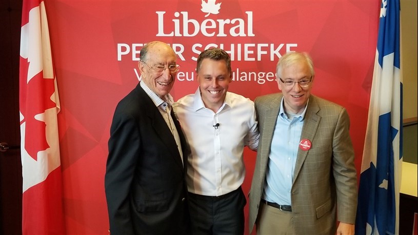 M. Marc Lalonde en compagnie de Peter Schiefke et de Francis Scarpaleggia, en 2019