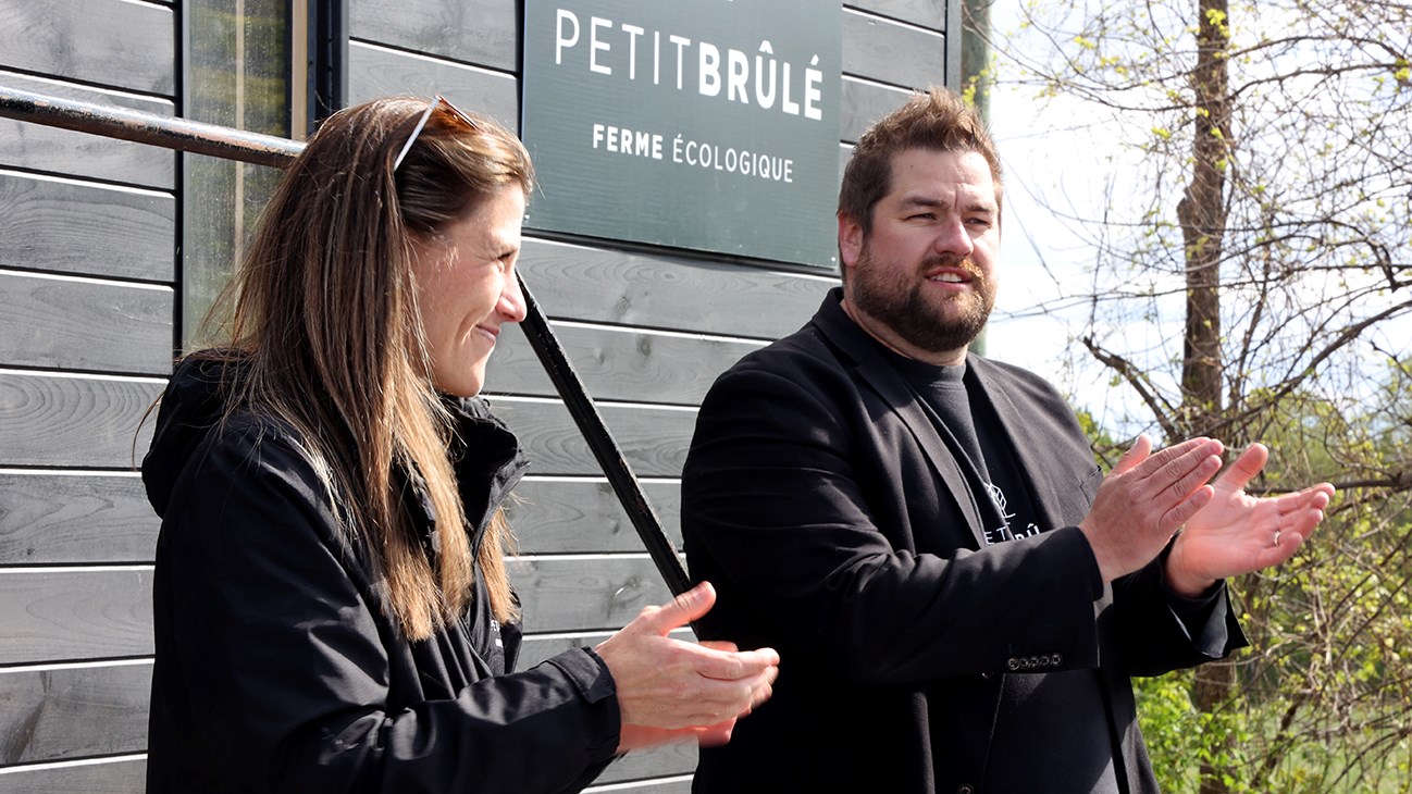 Une nouvelle boutique mobile pour la Ferme écologique Petit Brûlé