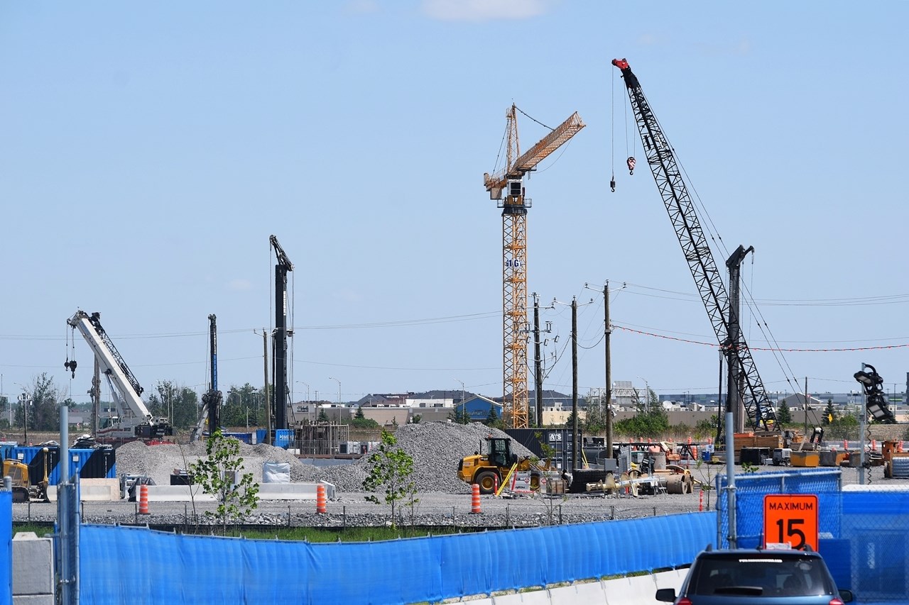 Survol du chantier du futur Hôpital de Vaudreuil-Soulanges