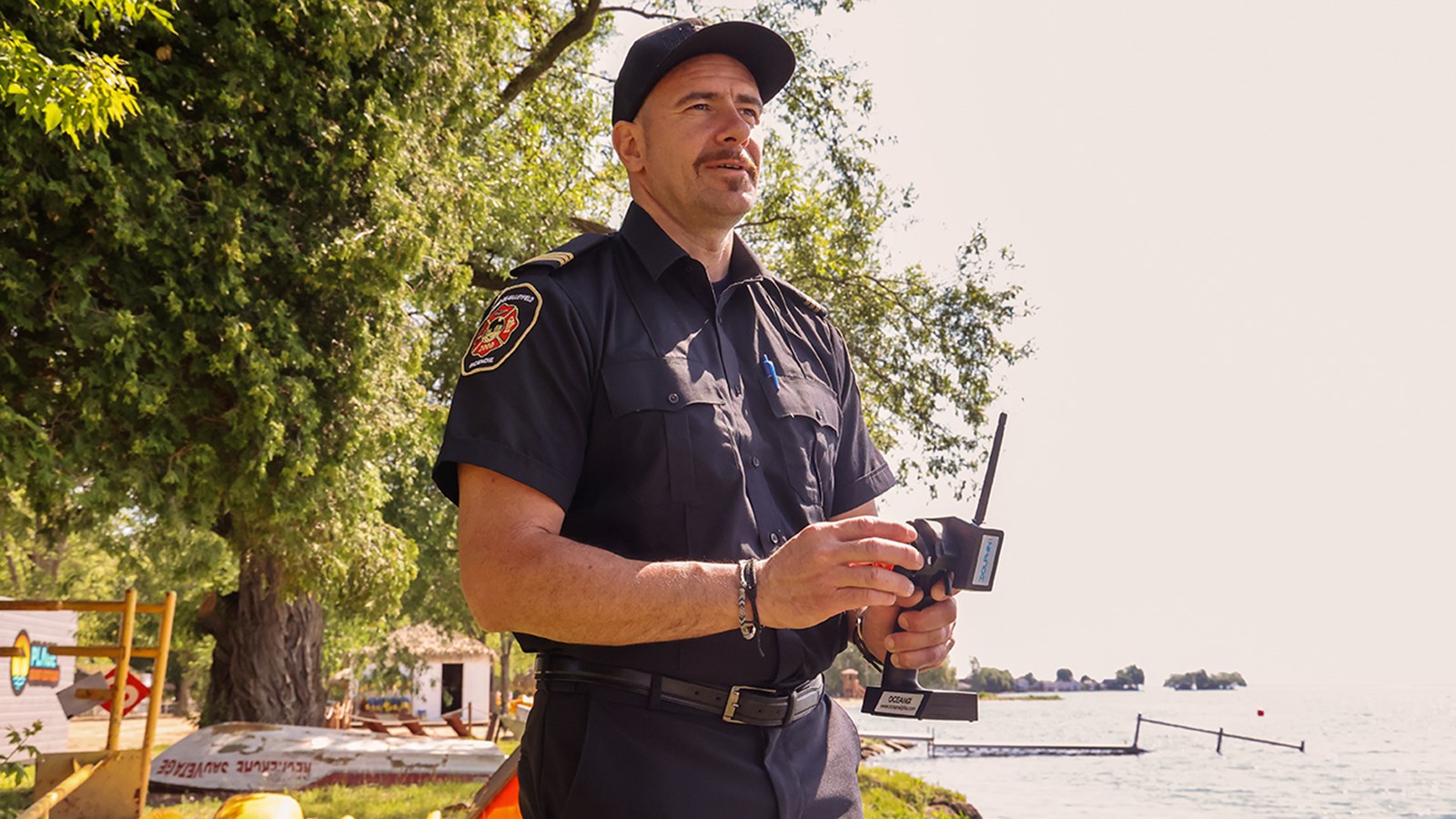 Le lieutenant Maxime Vinet du Service de sécurité incendie de Salaberry-de-Valleyfield a assisté, sur son temps personnel, à la démonstration du Dolphin-1