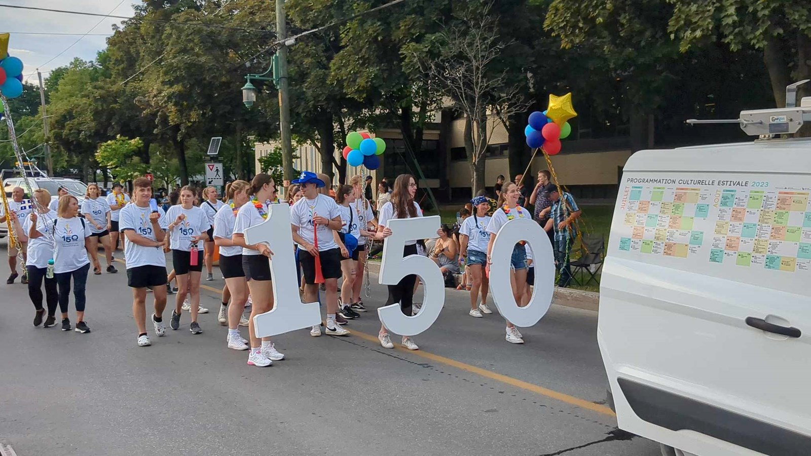 Le 150e anniversaire de la Ville de Salaberry-de-Valleyfield a été évoqué au cours du défilé 
