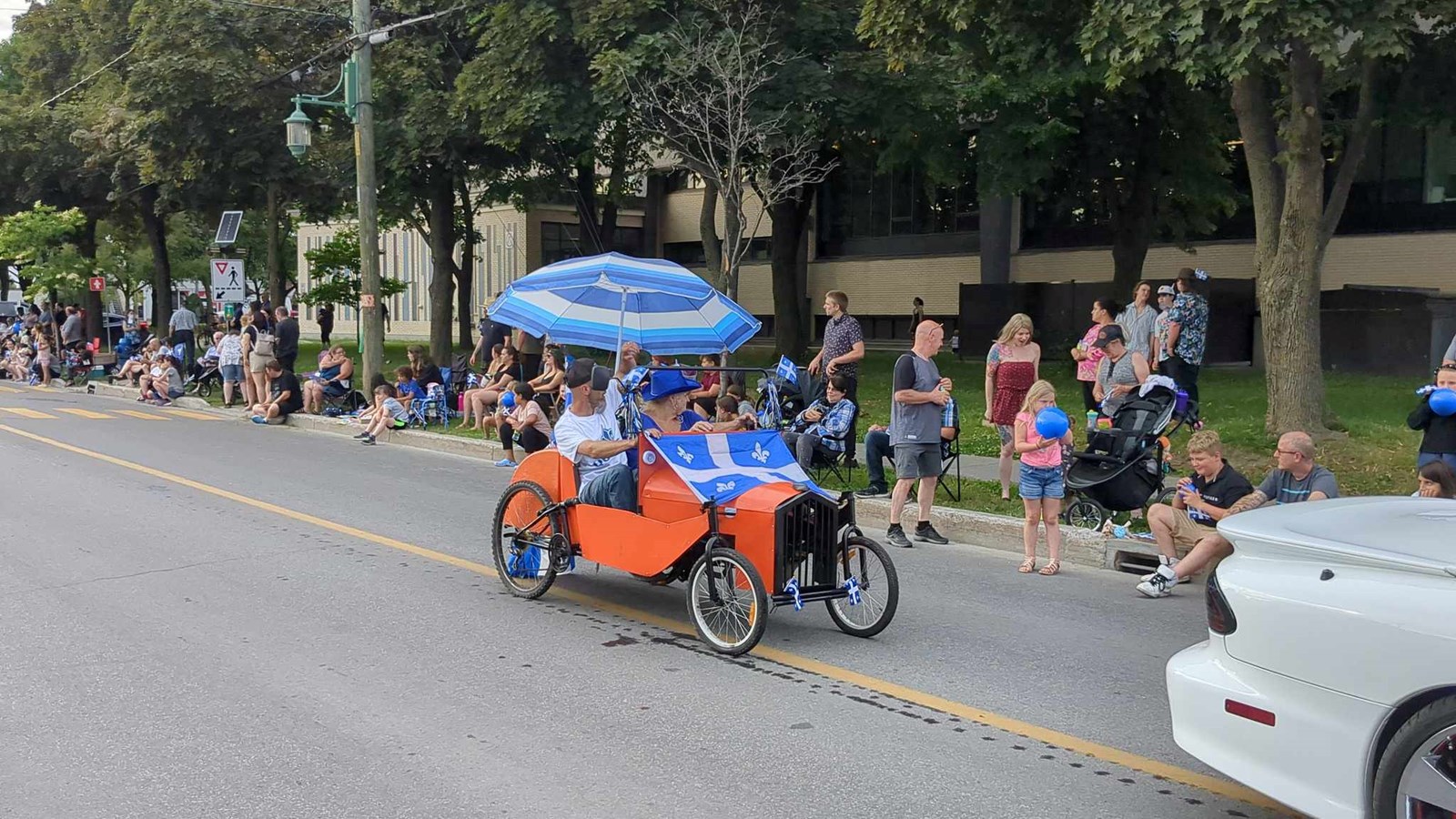 Retour en images sur le défilé de la Fête nationale et le spectacle de Sara Dufour à Salaberry-de-Valleyfield 