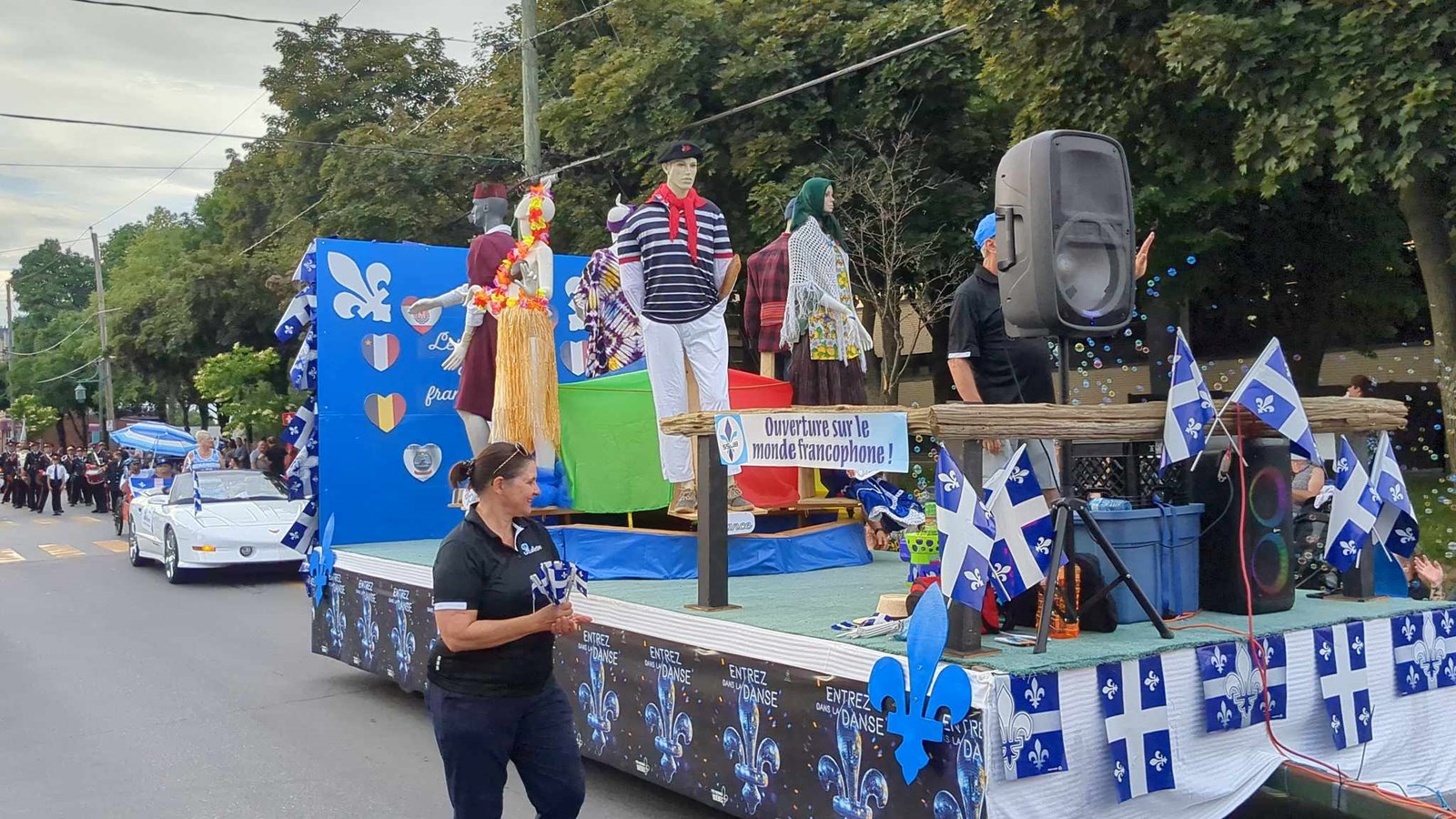 Retour en images sur le défilé de la Fête nationale et le spectacle de Sara Dufour à Salaberry-de-Valleyfield 