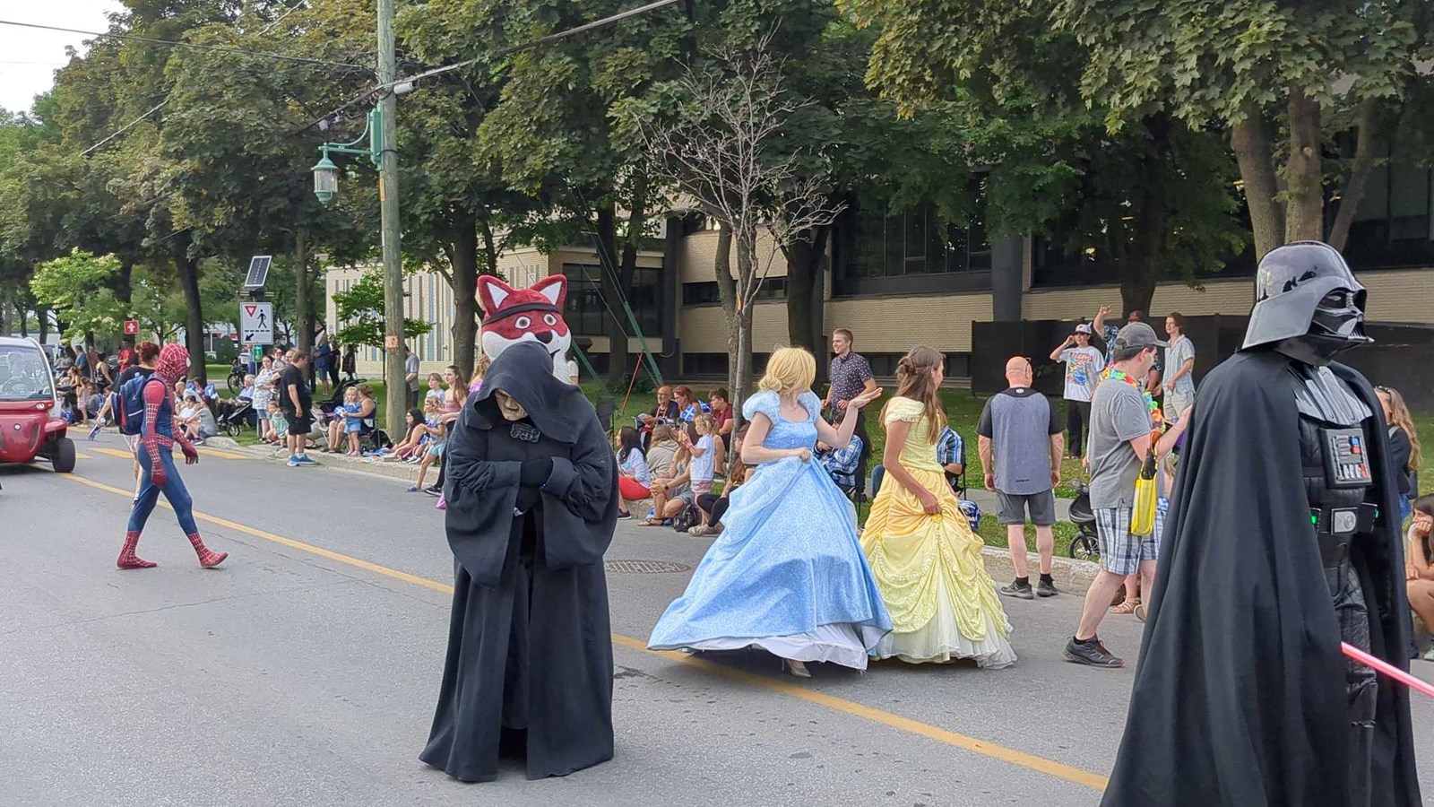 Retour en images sur le défilé de la Fête nationale et le spectacle de Sara Dufour à Salaberry-de-Valleyfield 