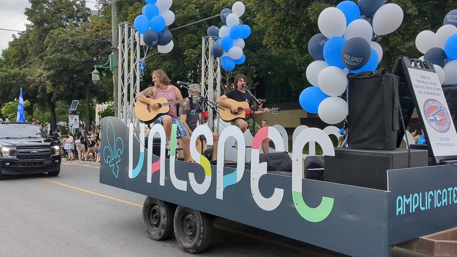 Retour en images sur le défilé de la Fête nationale et le spectacle de Sara Dufour à Salaberry-de-Valleyfield 