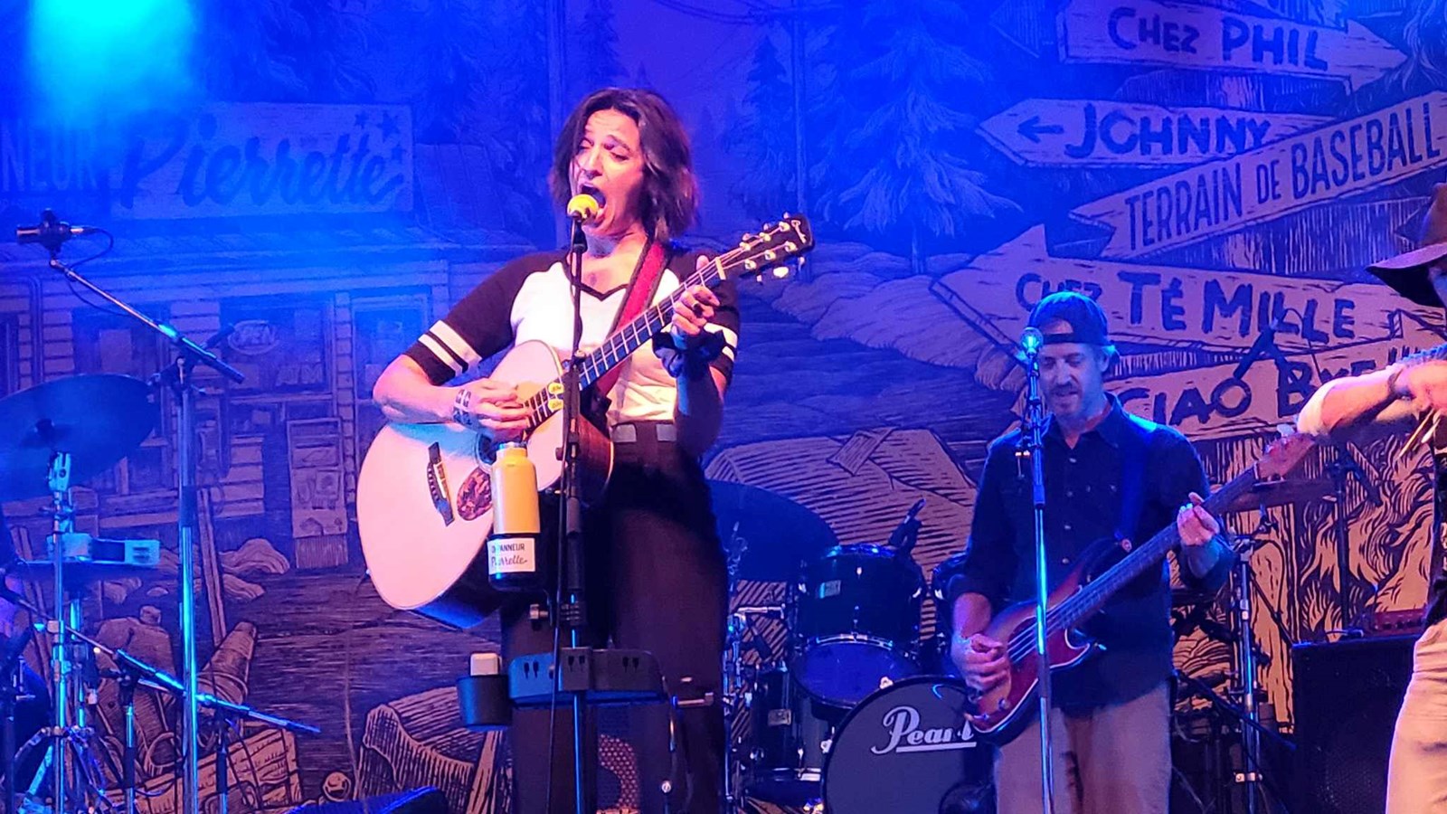 Retour en images sur le défilé de la Fête nationale et le spectacle de Sara Dufour à Salaberry-de-Valleyfield 