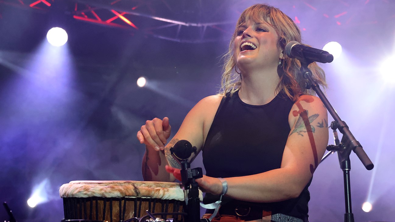 Le Boogie Wonder Band fait bouger la foule en marge des Régates de Valleyfield