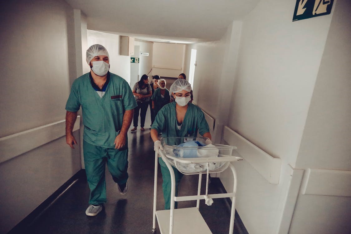 Les premiers diplômés du programme accéléré en Santé sont reçus