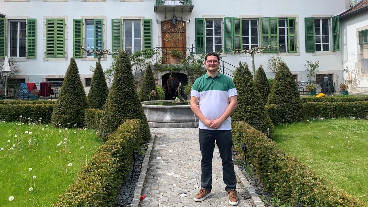 Philippe au château Mollens, en Suisse