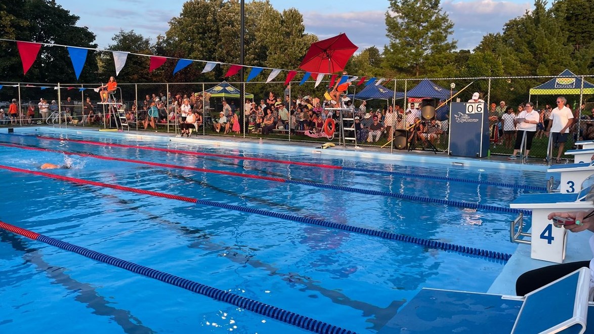 Retour en images sur la première compétition du CAVIP Complexe aquatique de l'Île Perrot