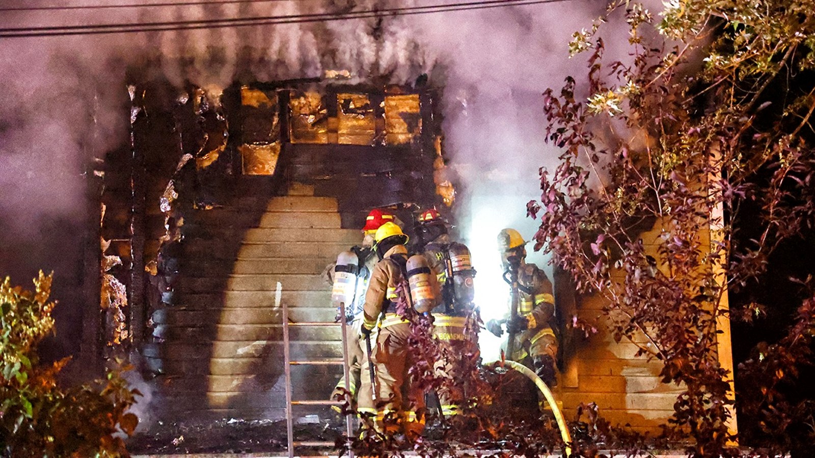 Un incendie criminel ravage une résidence unifamiliale de Rigaud
