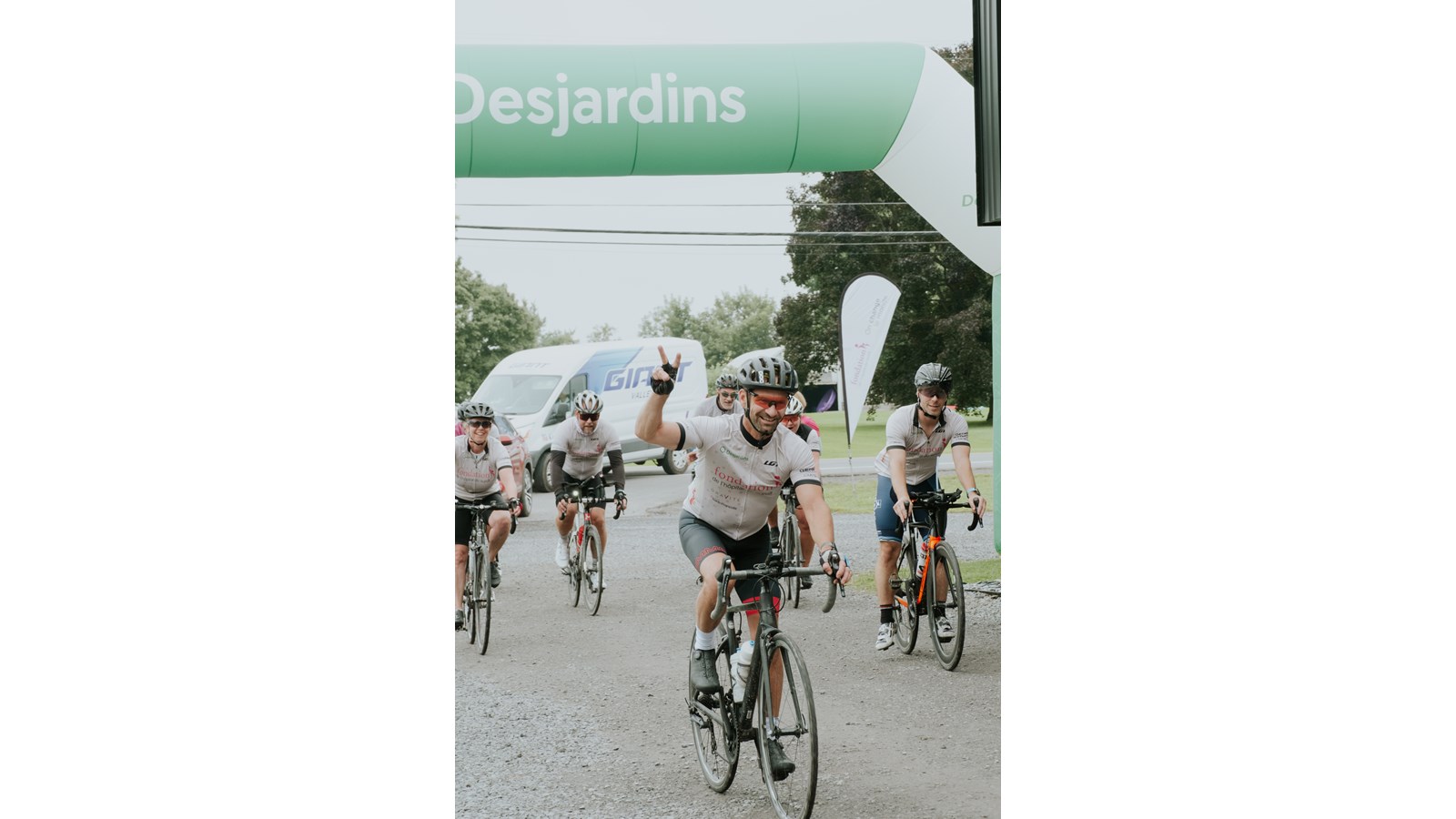 75 cyclistes amassent presque 35 000 $
