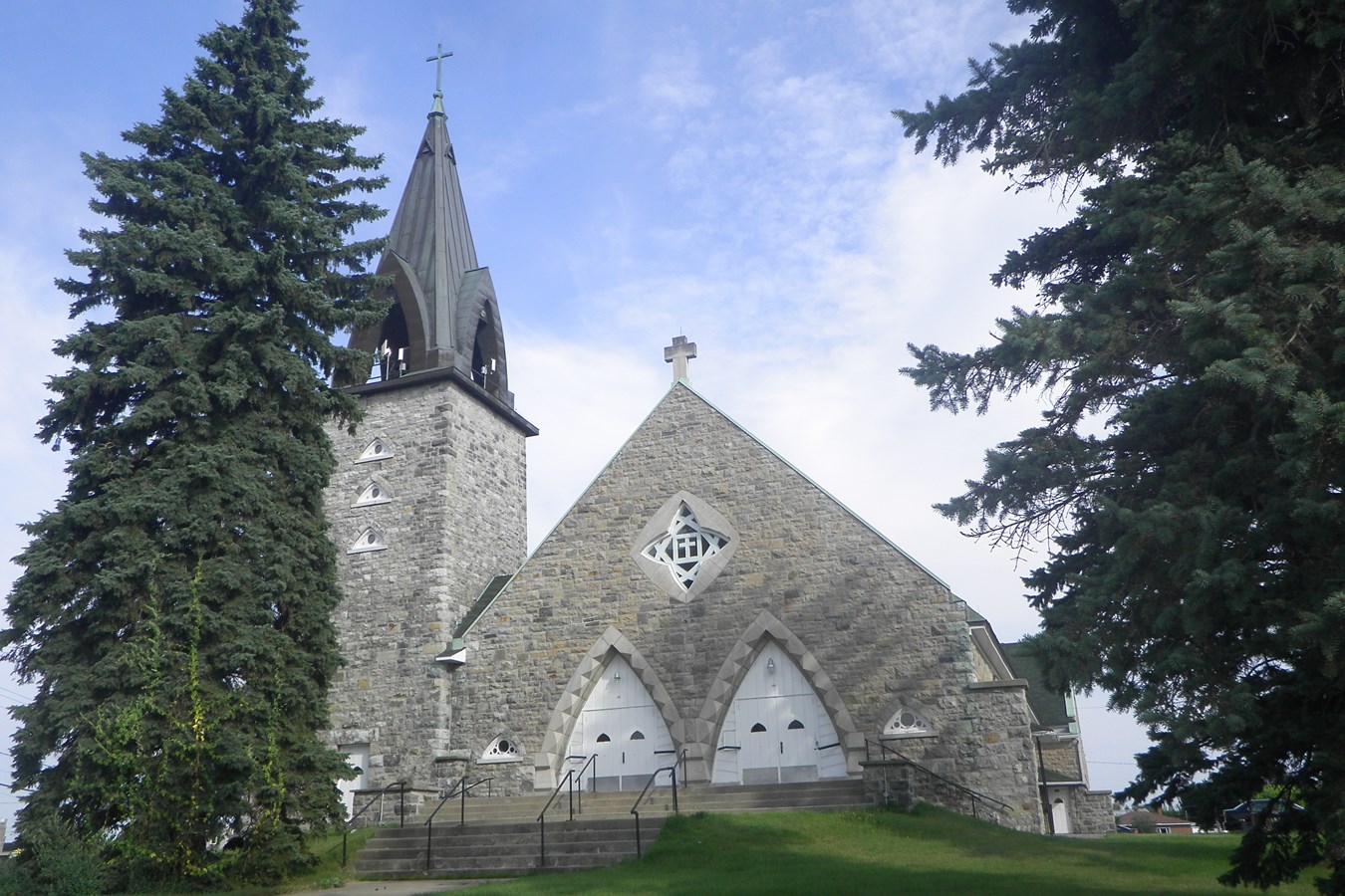Église Saint-Stanilas-de-Kostka