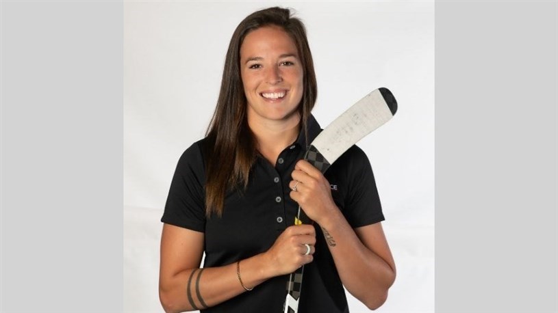 Un premier match pour l'équipe de hockey féminine de Montréal