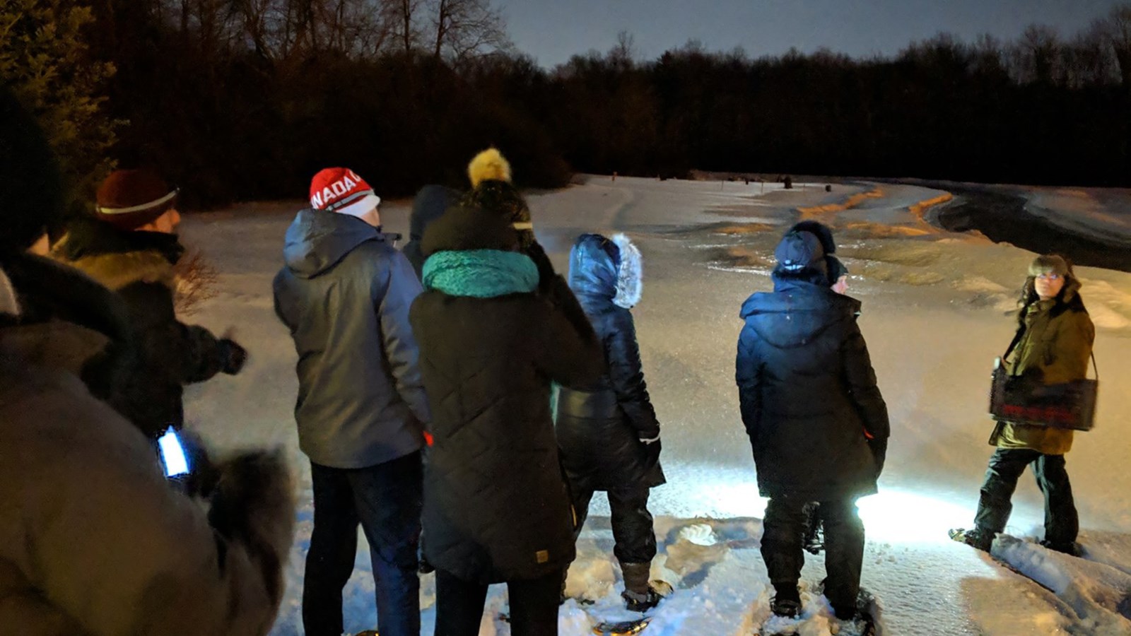 Balade nocturne en raquettes du cimetière Blevédère