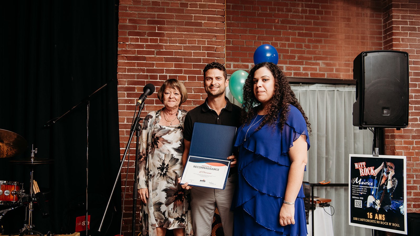 Mme Carolle Lalonde, intervenante au Tournant, M. Miguel Lemieux, maire de Salaberry-de-Valleyfield, Mme Lydie Elisha, directrice générale du Tournant