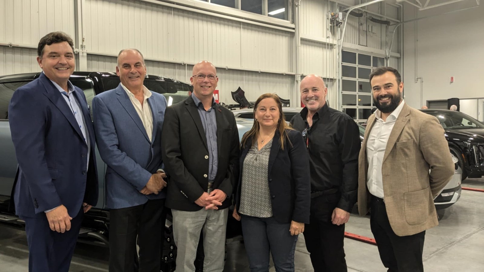Sur la photo, on retrouve: André Gingras, Richard Marcoux, Frédéric Racine du Groupe AutoForce, Danie Deschênes, mairesse de Notre-Dame-de-l'Île-Perrot, Sylvain Lefebvre, directeur de la succursale et François Gaumont du Groupe AutoForce 